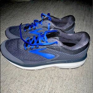 Brooks Athletic Shoes women’s size 11 Wide.